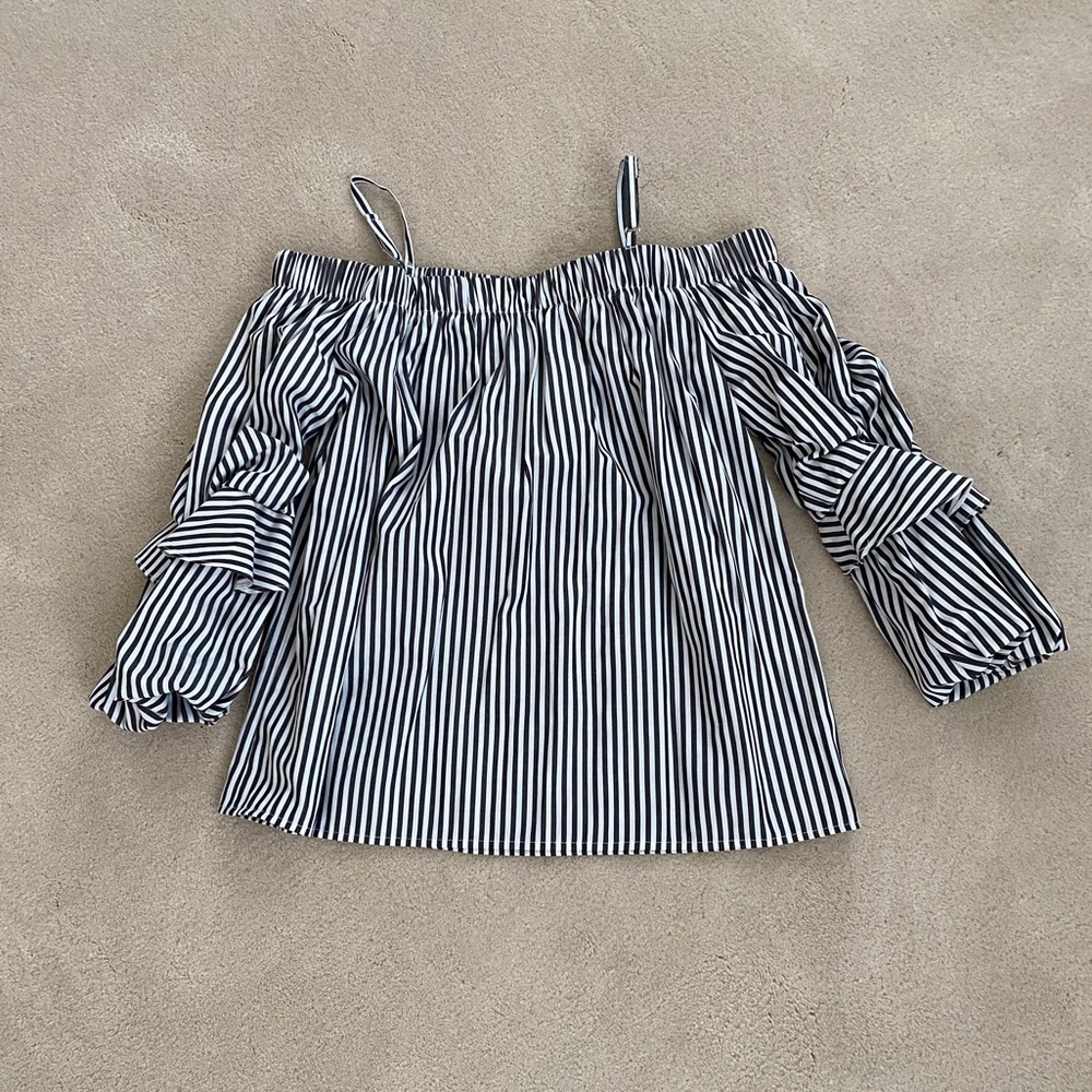 BCX GRAY & WHITE TOP MEDIUM